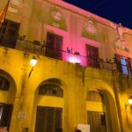 Il palazzo Comunale  per tre giorni si tinge di Rosa