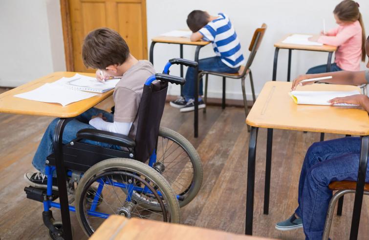 Assistenza igienico-personale per alunni disabili.