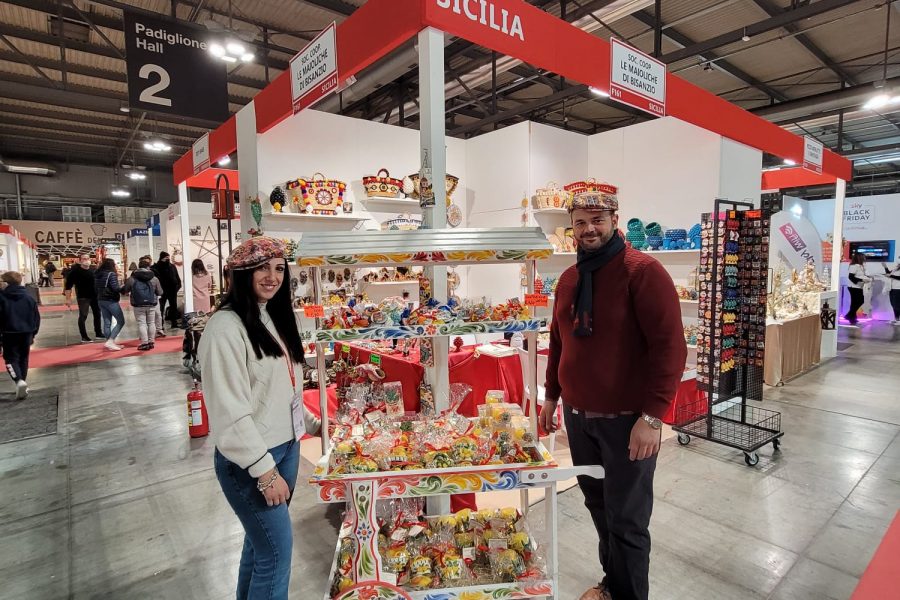 Le Maioliche del Bisanzio alla esposizione “Artigiani in Fiera”nella città di Rho