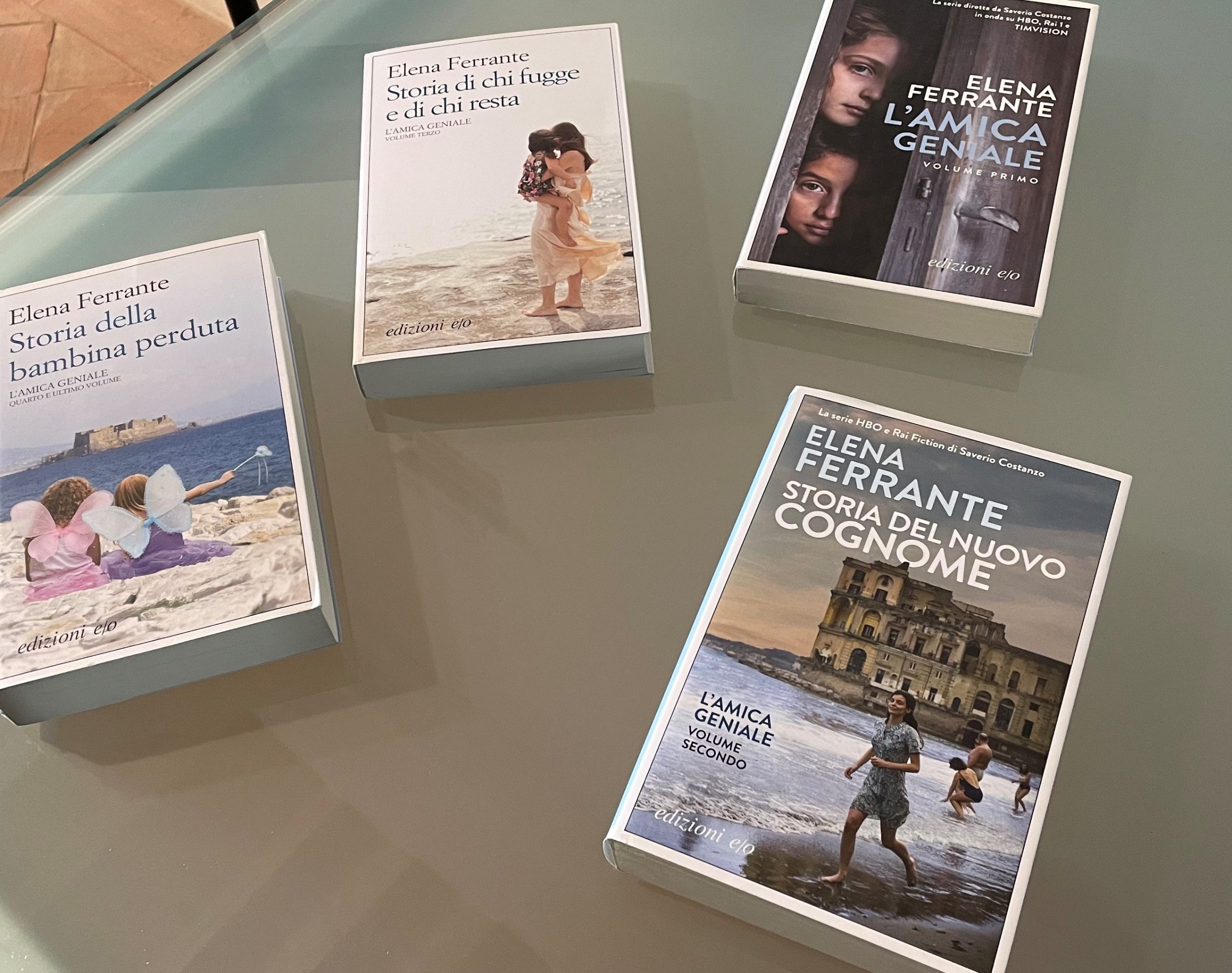 L’Amica Geniale : I quattro libri di Elena Ferrante in esposizione a Casa Cultura