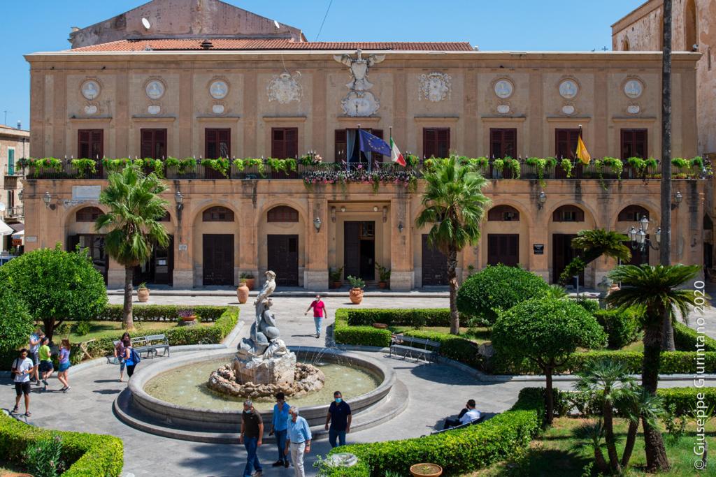 Il Comando Polizia Municipale emette ordinanza per facilitare accesso al Liceo Basile