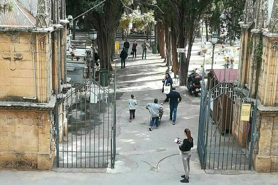 Commemorazione defunti. Orari di apertura del Cimitero e piano viario