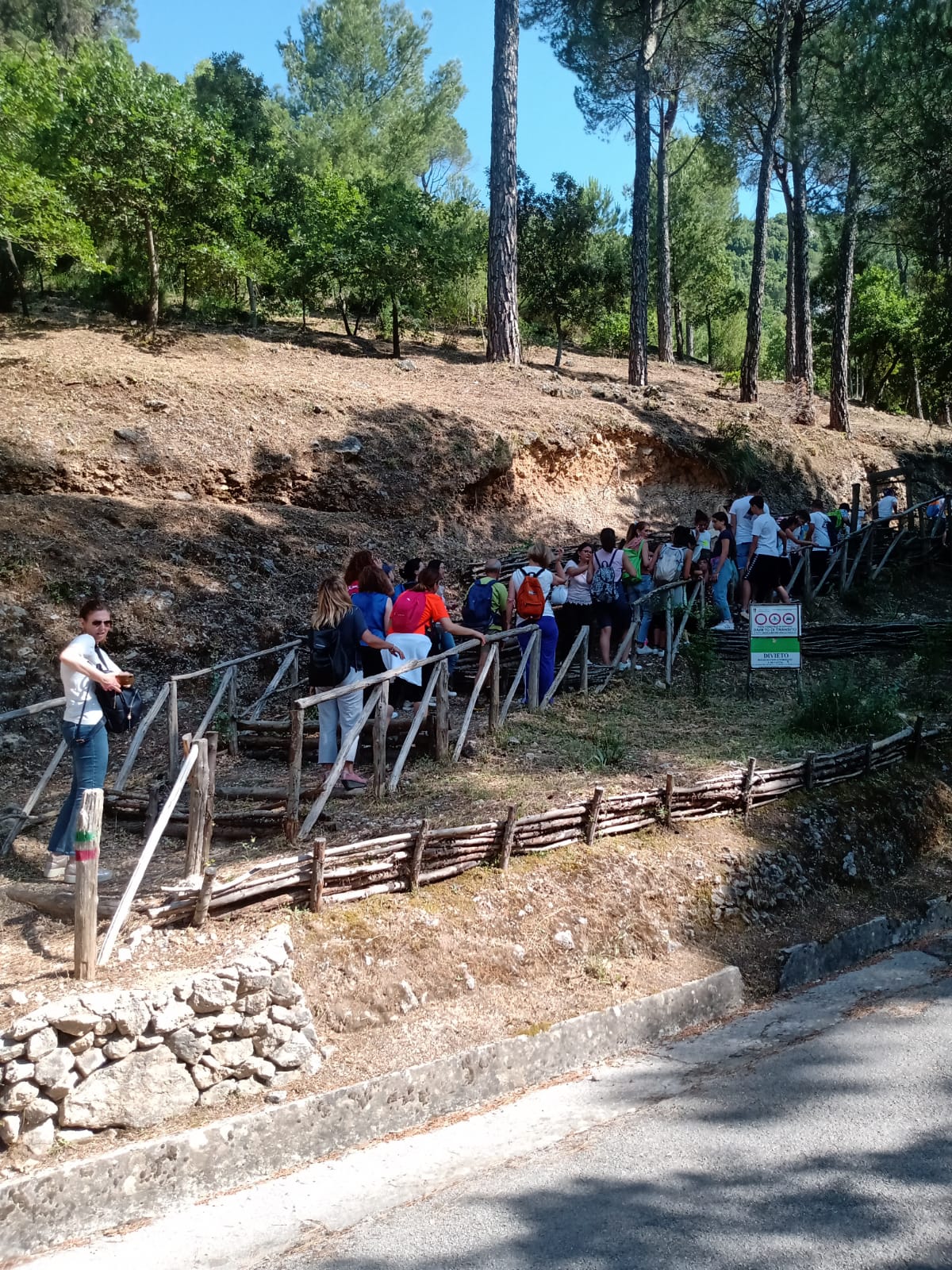 Ritorna la passeggiata tra i monti monrealesi.