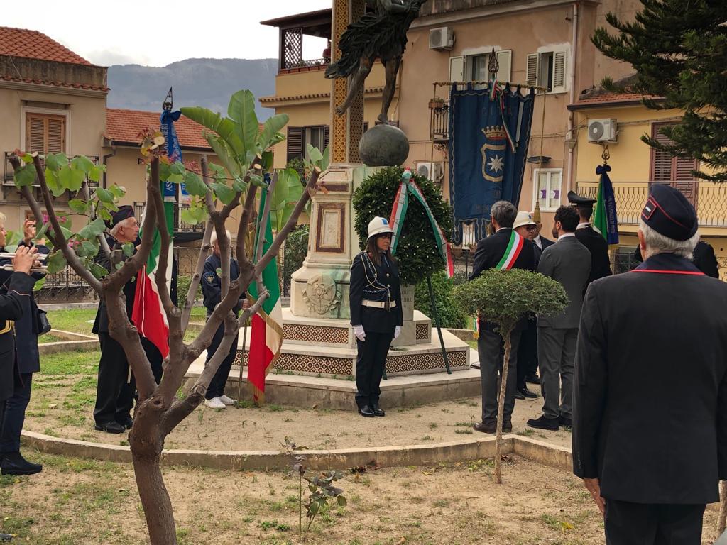 4 Novembre, Giorno dell’Unità Nazionale e Giornata delle Forze Armate: Corteo e deposizione di una corona al monumento ai caduti