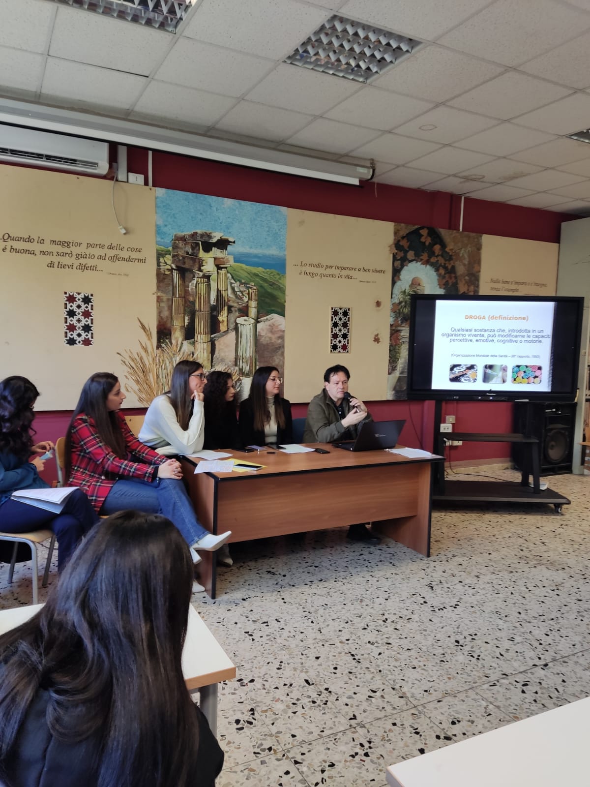 Prevenzione ed Informazione sulle Tossicodipendenze e New Drugs : Se ne è parlato oggi alLiceo Basile- D’Aleo
