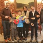Il giovanissimo pilota monrealese di minicross Filippo Anastasi premiato dal sindaco Arcidiacono
