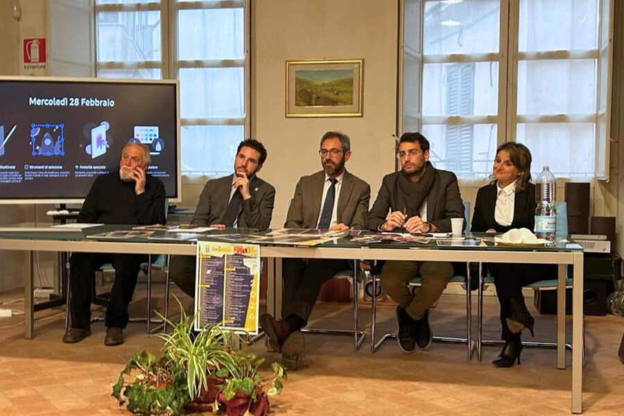 Presentazione della stagione artistica del Cine Teatro Imperia Inaugurazione 8 marzo con lo spettacolo teatrale di Toti e Totino