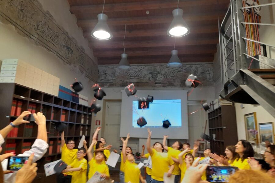 Spettacolo di fine anno per gli studenti della Scuola Guglielmo II