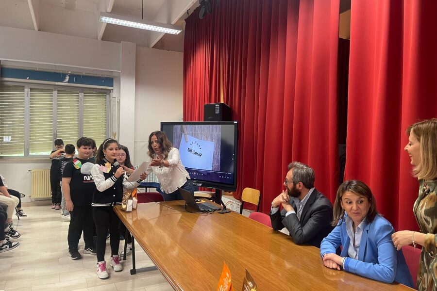 Si è concluso stamane alla “Morvill” il progetto “Conoscere per coltivare cambiamento” patrocinato dal Consorzio Sviluppo e Legalità
