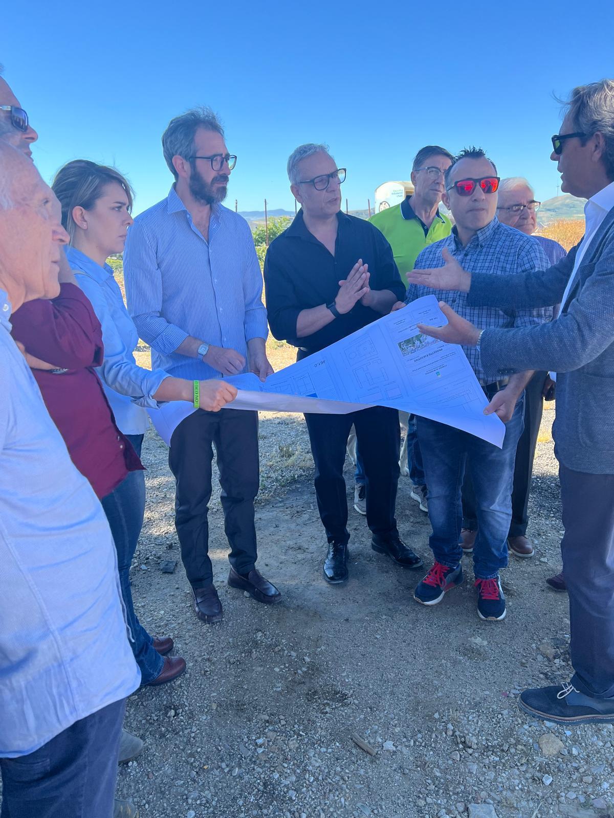GRISI’ : Prende il via il progetto per la realizzazione della villetta e area sportiva in piazza ex baraccopoli