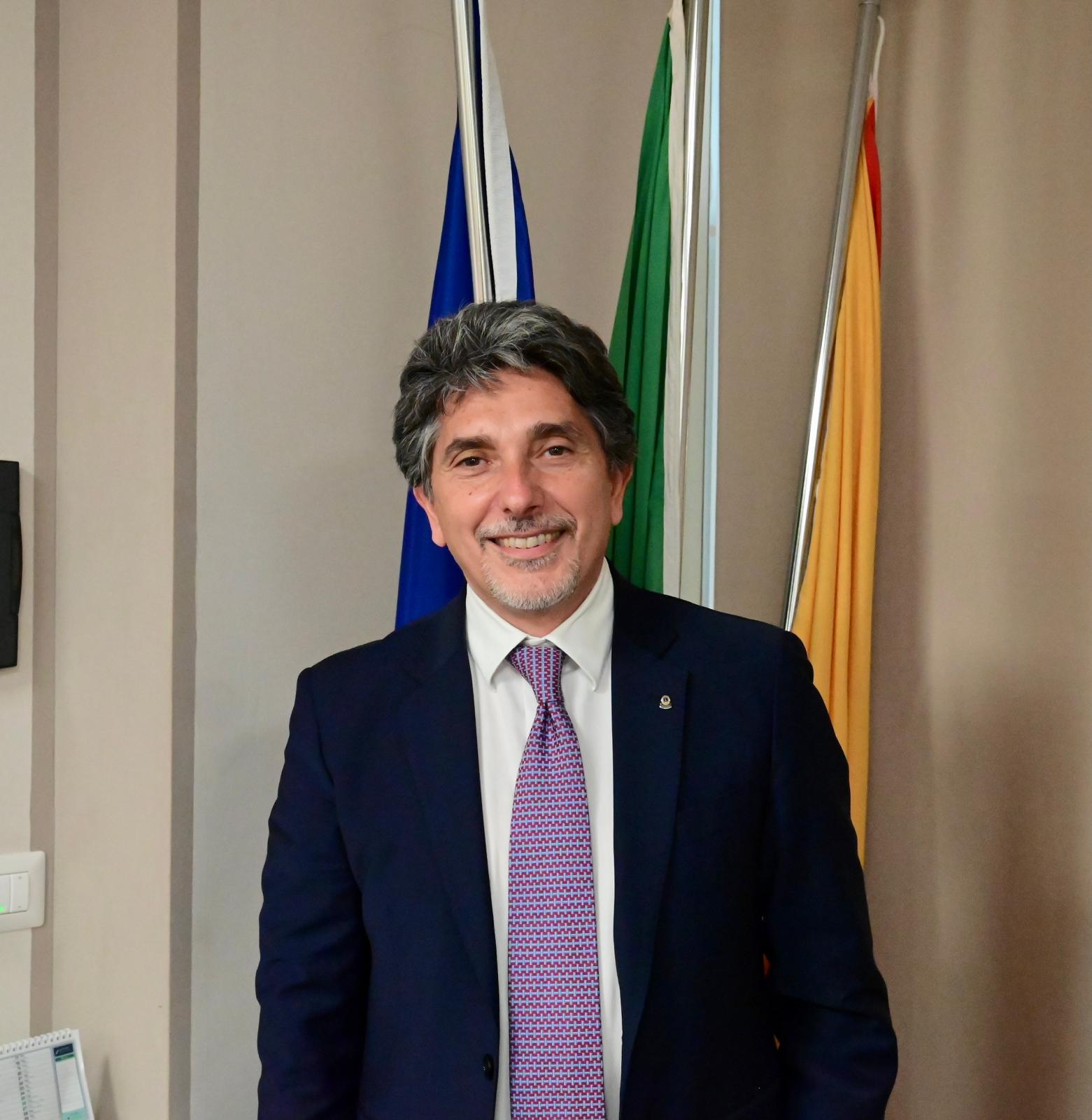 Commercialisti: Tre Borse di Studio da 5.000 Euro per Giovani Professionisti