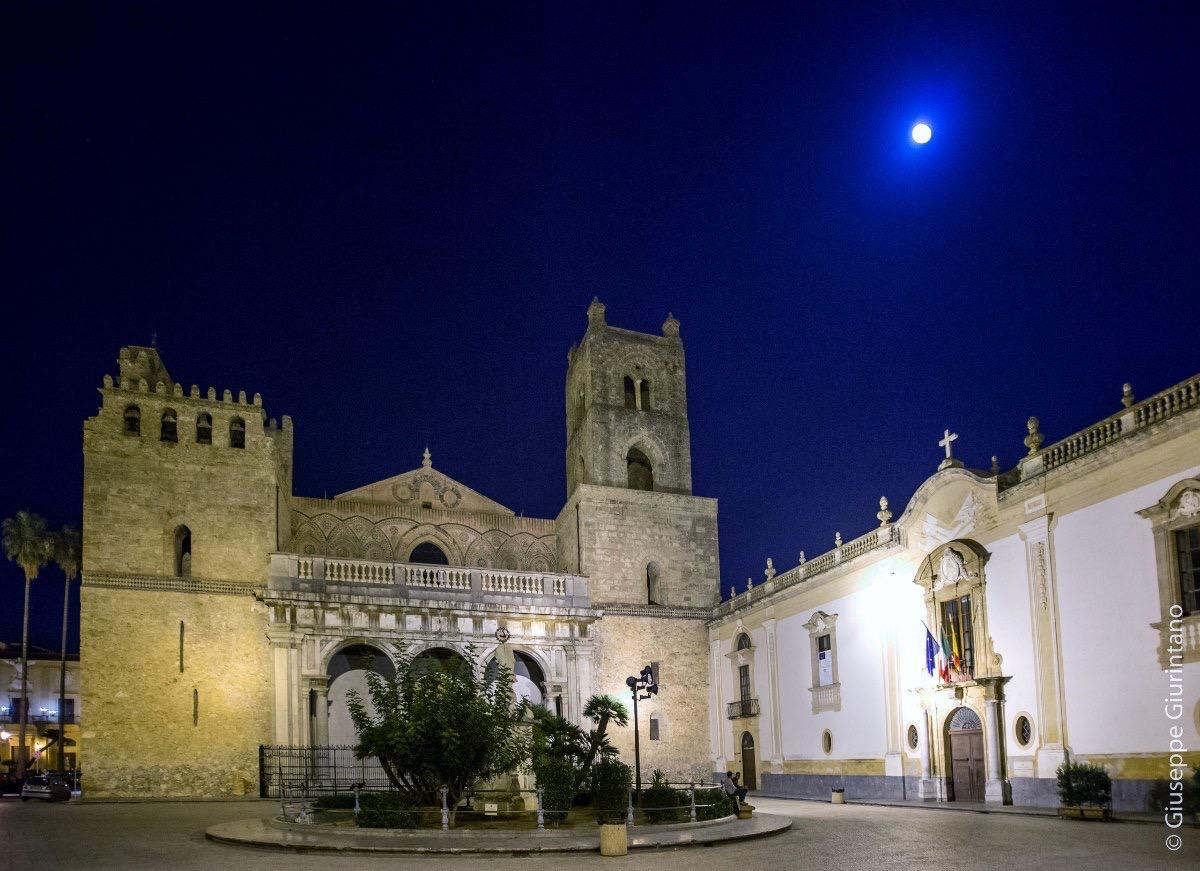 Apertura serale straordinaria del Duomo di Monreale venerdì 4 settembre: musica con i Tinturia e l’evento “Pane, Grani e Comunità”